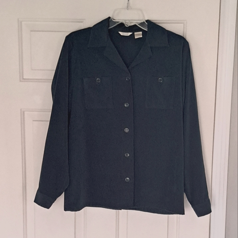 Christopher & Banks green shirt . Size M.